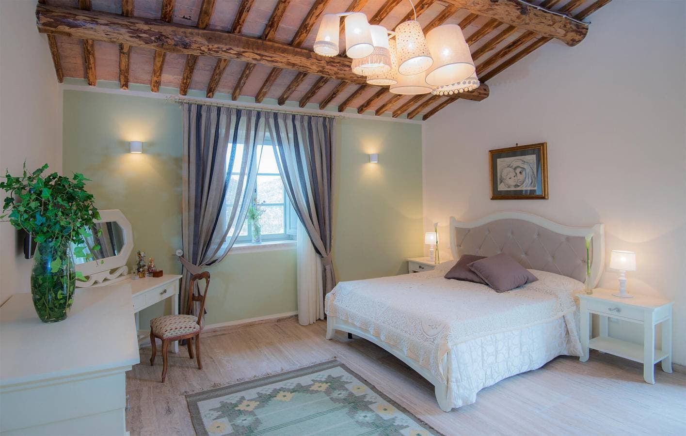 Foto 9 von 30: Luxuswohnung mit Pool, Parkplatz, WLAN und Klimaanlage