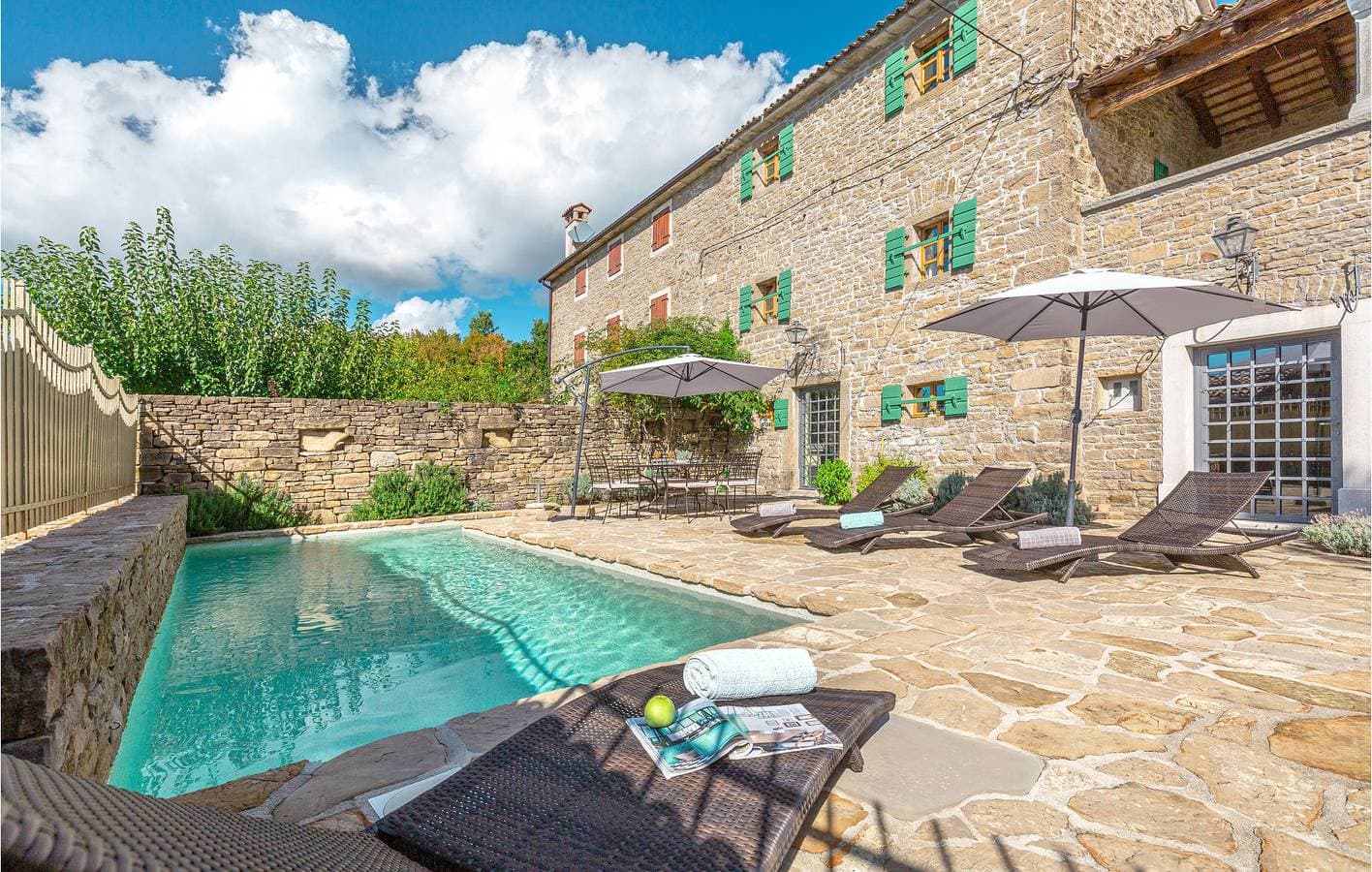 Foto 9 von 42: Reizende 2-Zimmer-Wohnung mit Pool in der Nähe des Zentrums von Grožnjan und der Taverna Bastia