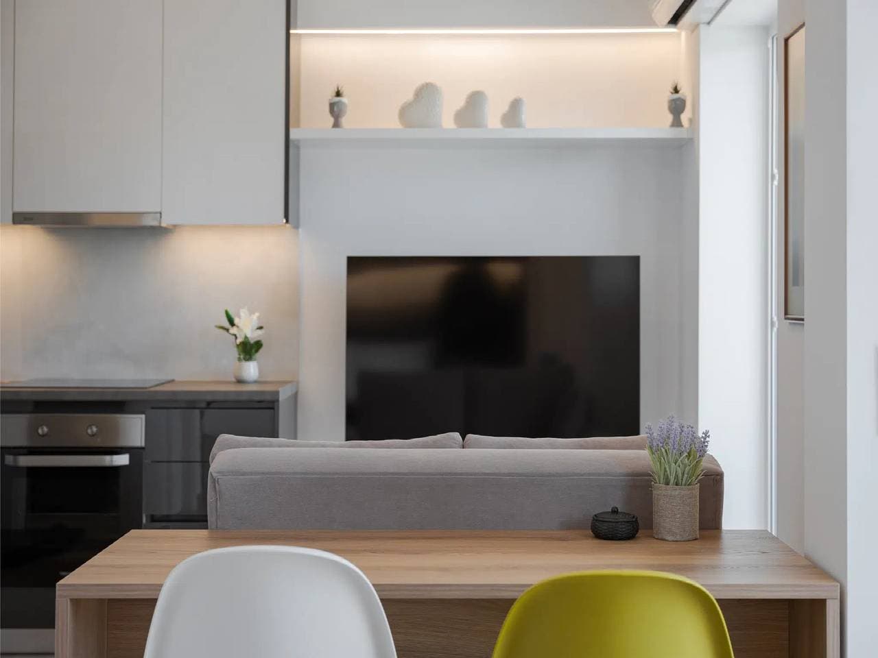 Foto 6 von 26: Modern Athens Apartment | Apartment Luxe | 1 Bedroom | Balcony