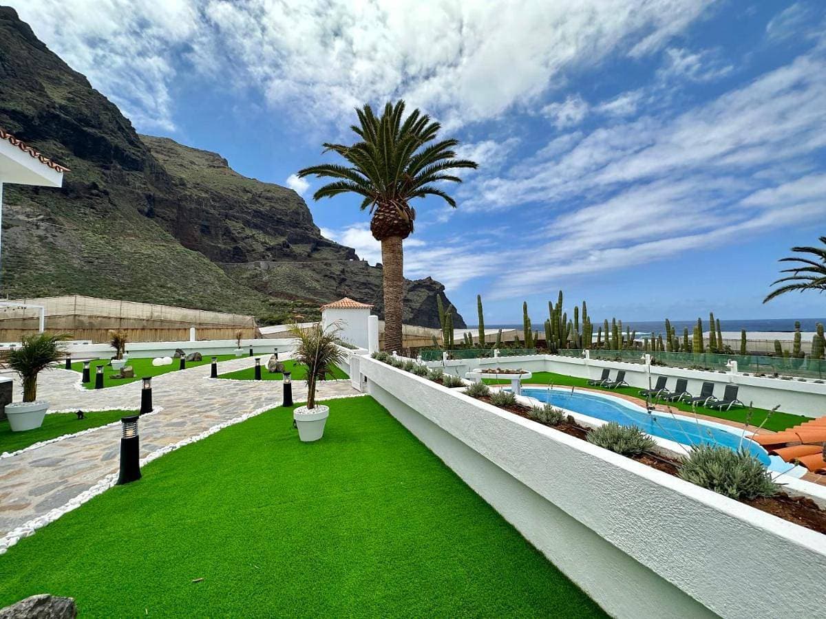Foto 2 von 49: Villa with Sea View