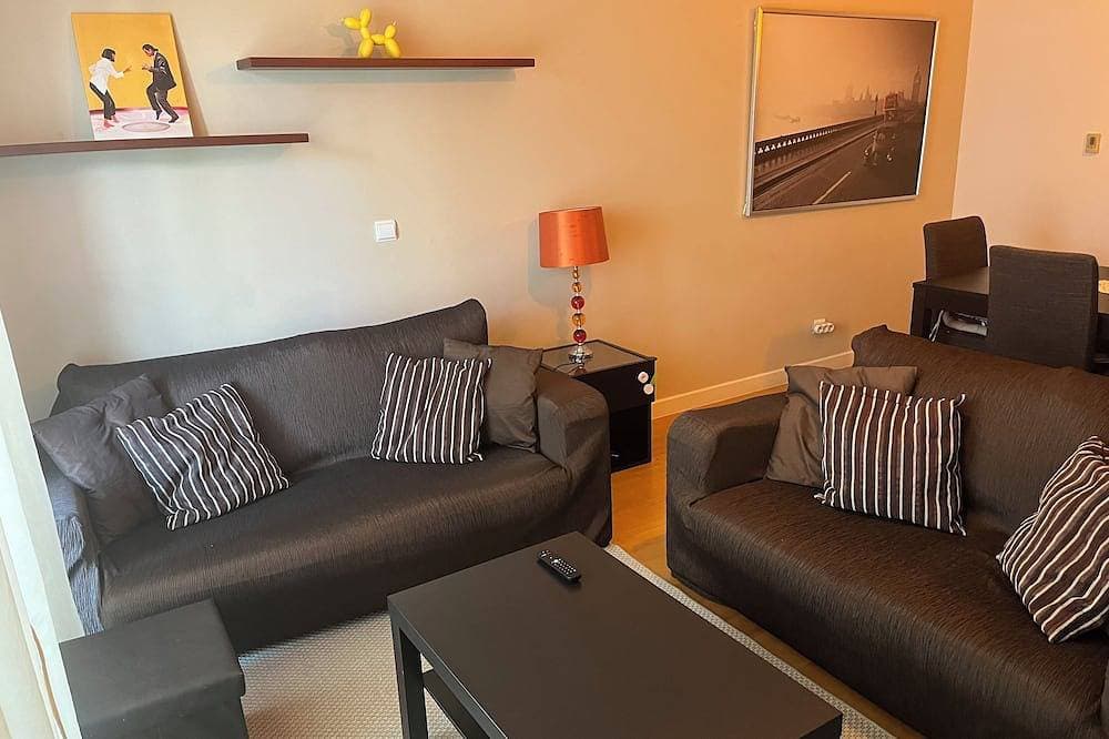Foto 13 von 30: Lisbon - central, modern, with balcony, two suites, garage and security