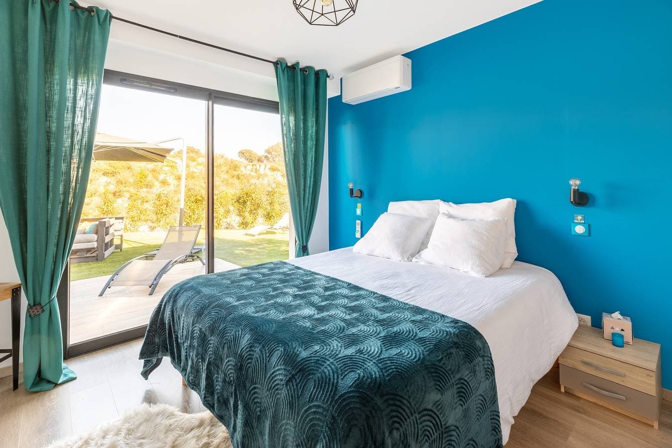 Foto 5 von 11: Ferienwohnung für 4 Personen mit Terrasse