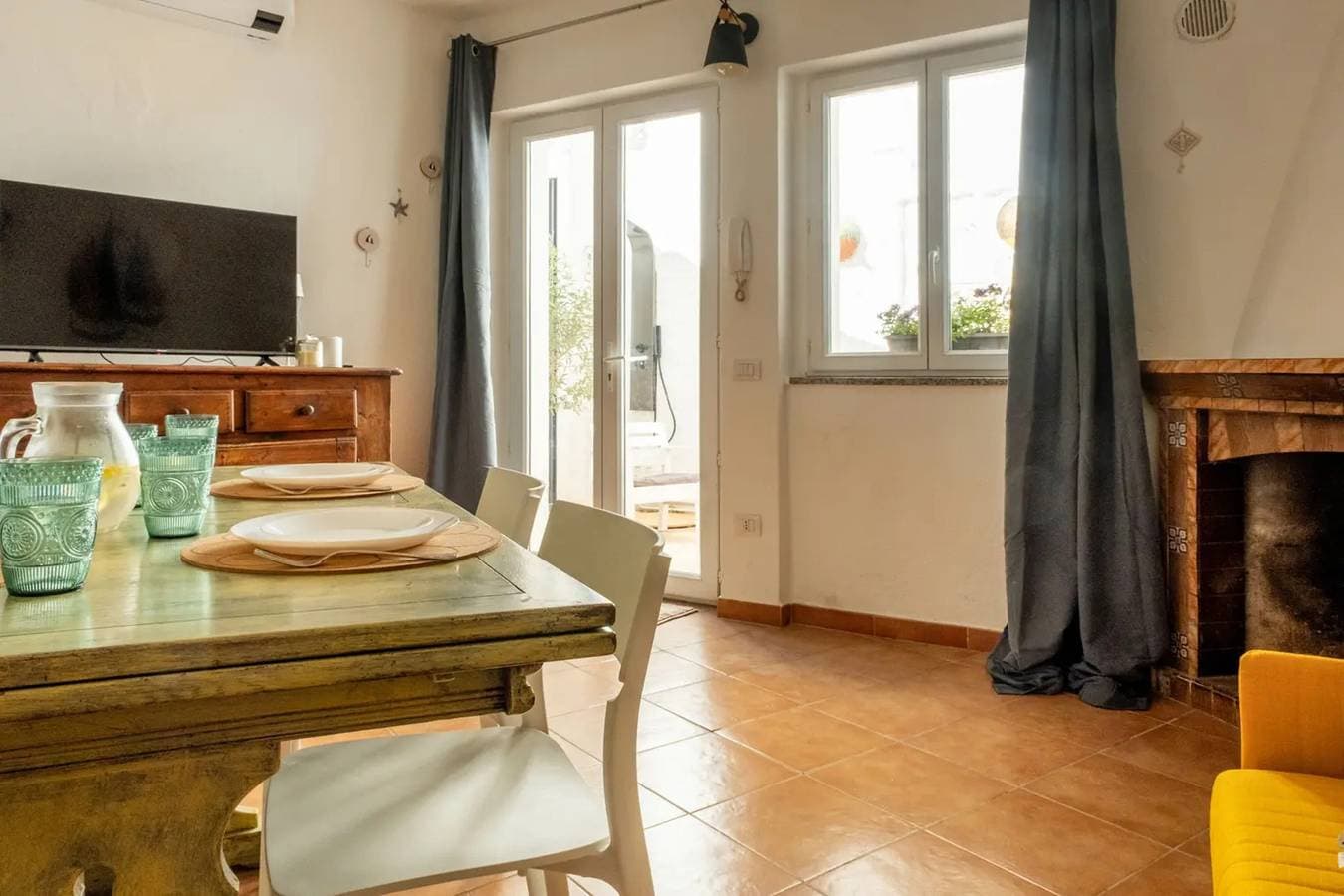 Foto 3 von 35: Ferienhaus 'Barbara' mit privatem Garten, Wi-Fi und Klimaanlage