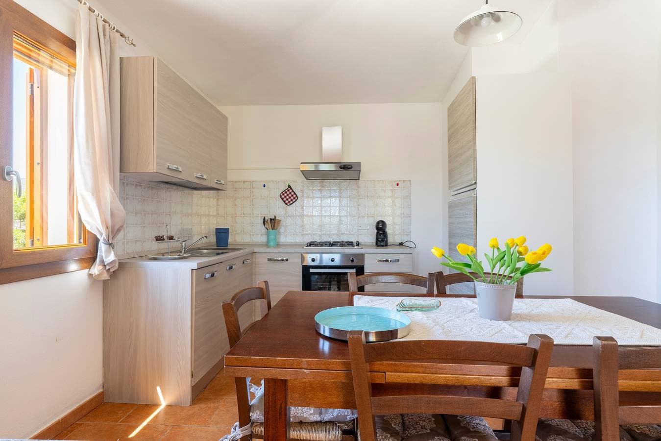 Foto 5 von 26: Apartment „Casa delle Mimose mit Terrasse“ mit privater Terrasse, WLAN und Klimaanlage