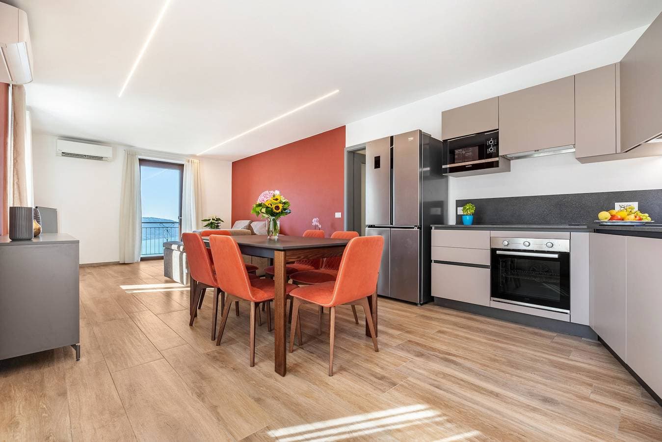 Foto 12 von 31: Ferienwohnung "Il Cinque" mit Seeblick, Gemeinschaftspool und WLAN