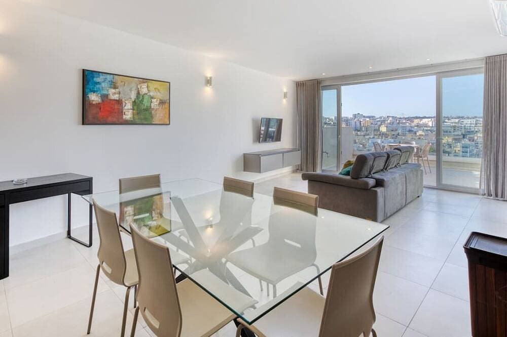 Foto 8 von 30: Modern 3Br home with Stunning Marina View in Pieta