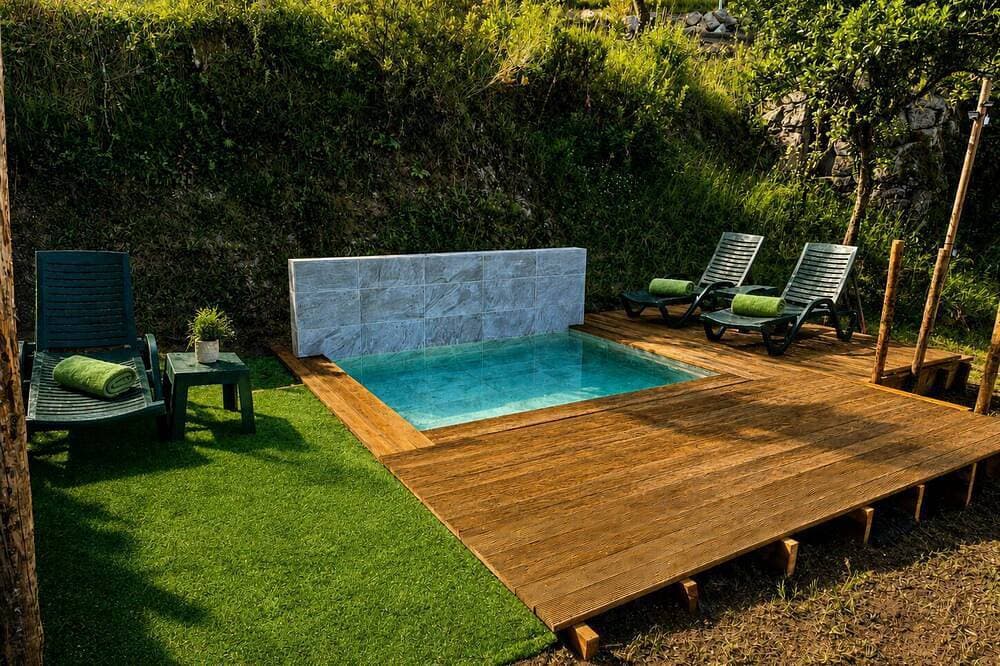 Foto 12 von 19: Safari Glamping Portugal Whale
