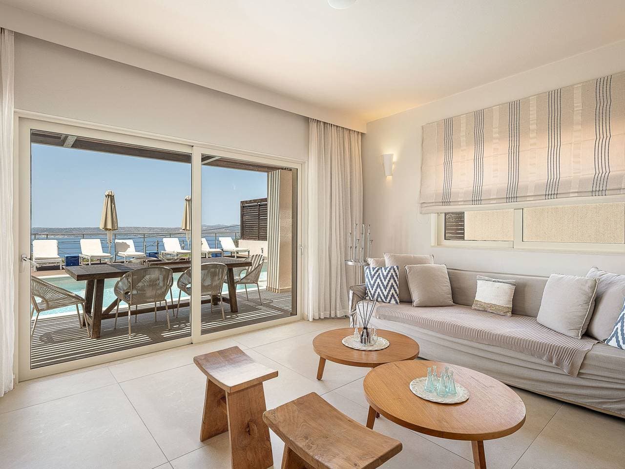 Foto 6 von 32: Adeste Seaview Villa I-Pool, BBQ & 900m to sea