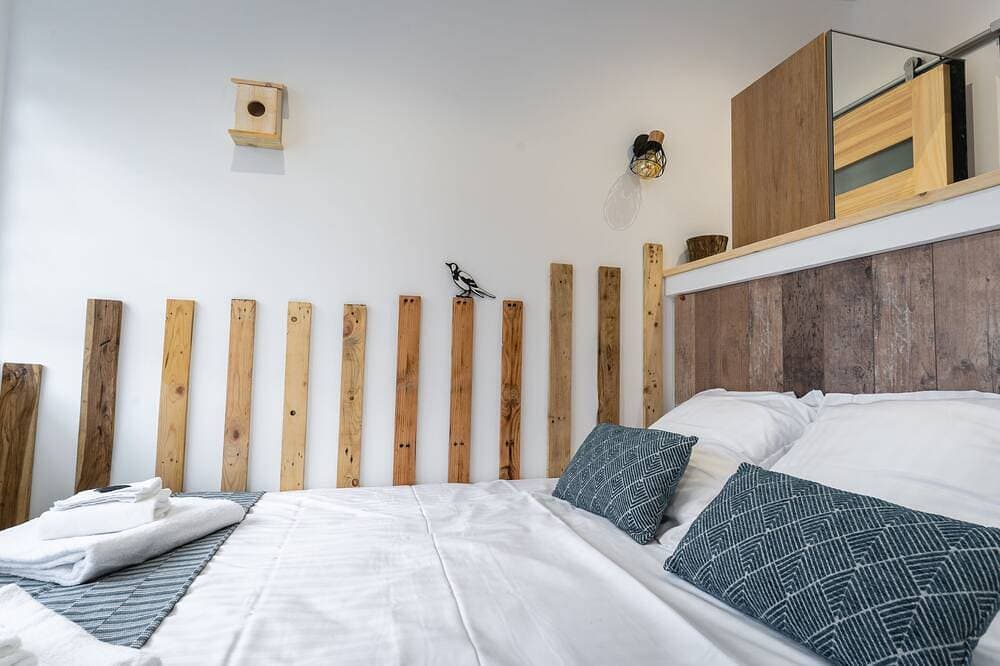Foto 5 von 30: Apartment-Deluxe-Ensuite mit Dusche-Blick auf den Hof