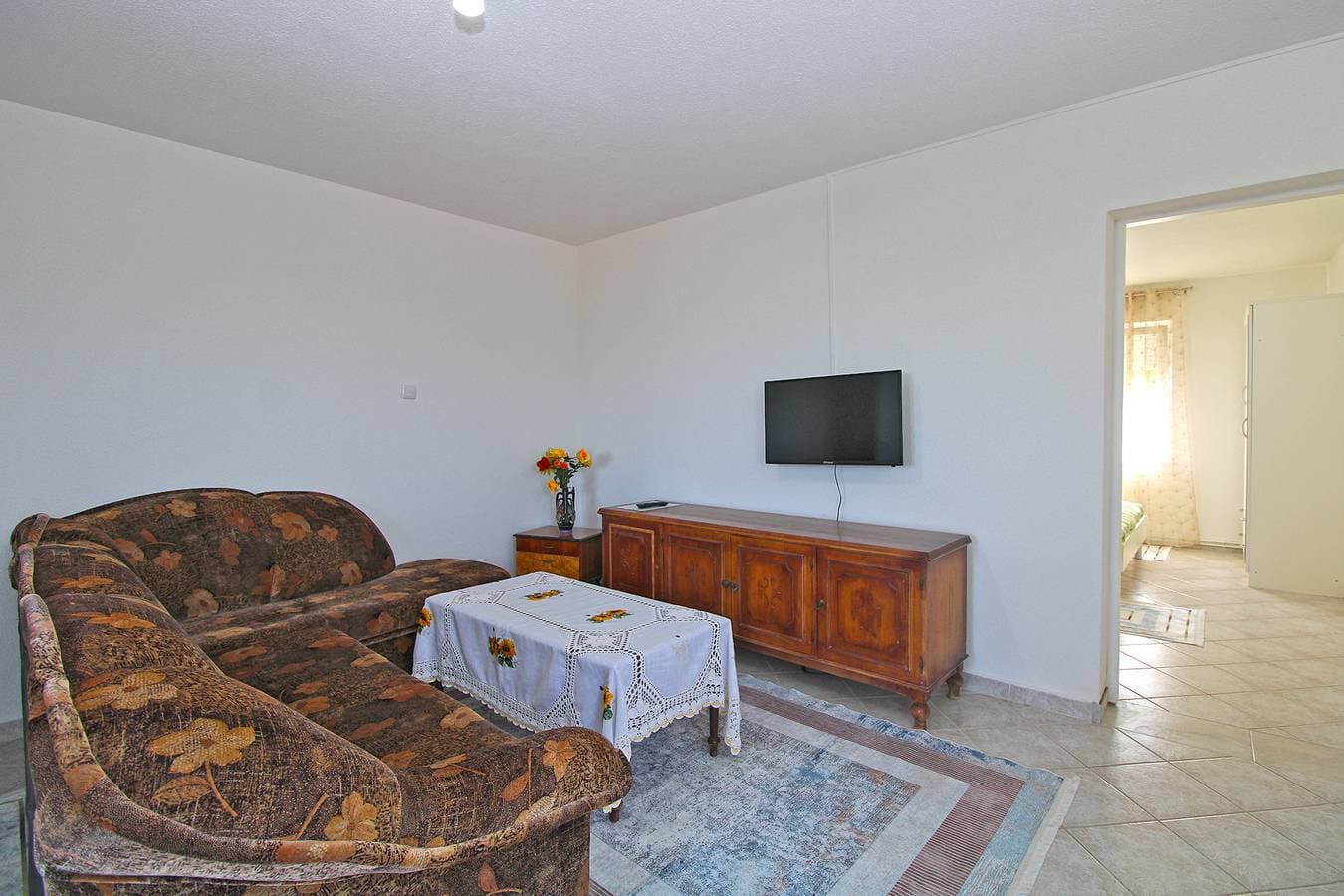 Foto 9 von 29: Ferienwohnung für 4 Personen mit Terrasse