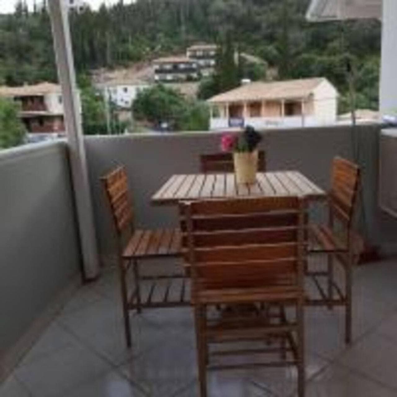 Foto 2 von 27: Ferienwohnung für 4 Personen mit Terrasse