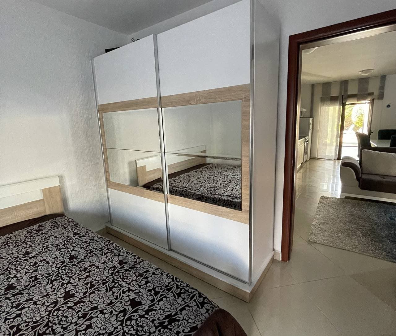 Foto 8 von 55: Apartment mit 3 Schlafzimmern und Pool