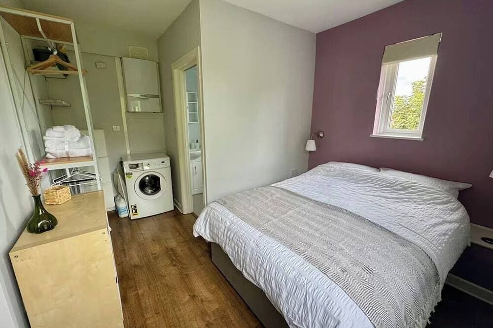 Foto 3 von 10: Charming village apartment in Surrey England
