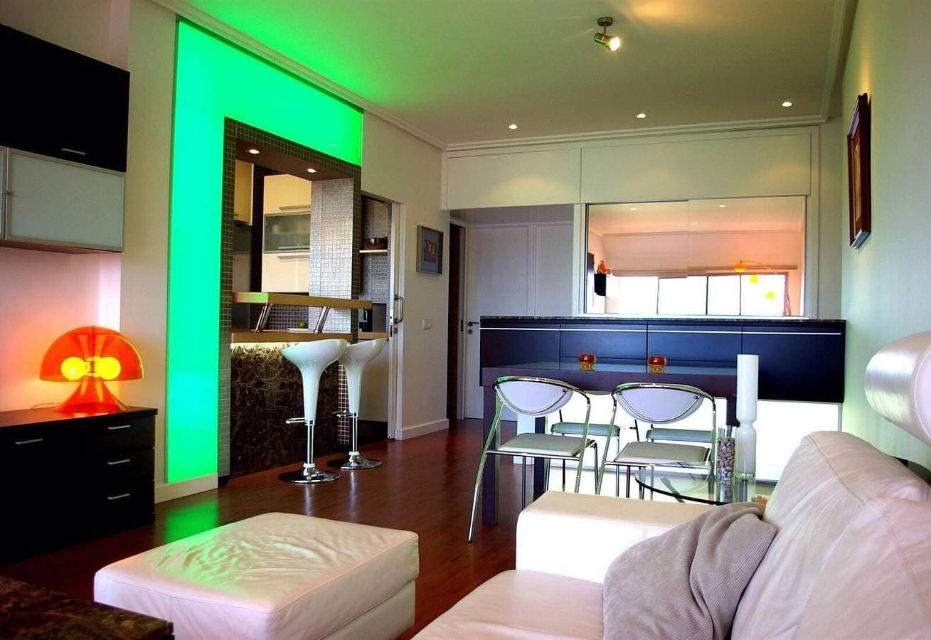 Foto 13 von 45: Apartment „Fabulous Canteras First Beachfront“ mit Meerblick, WLAN und Terrasse