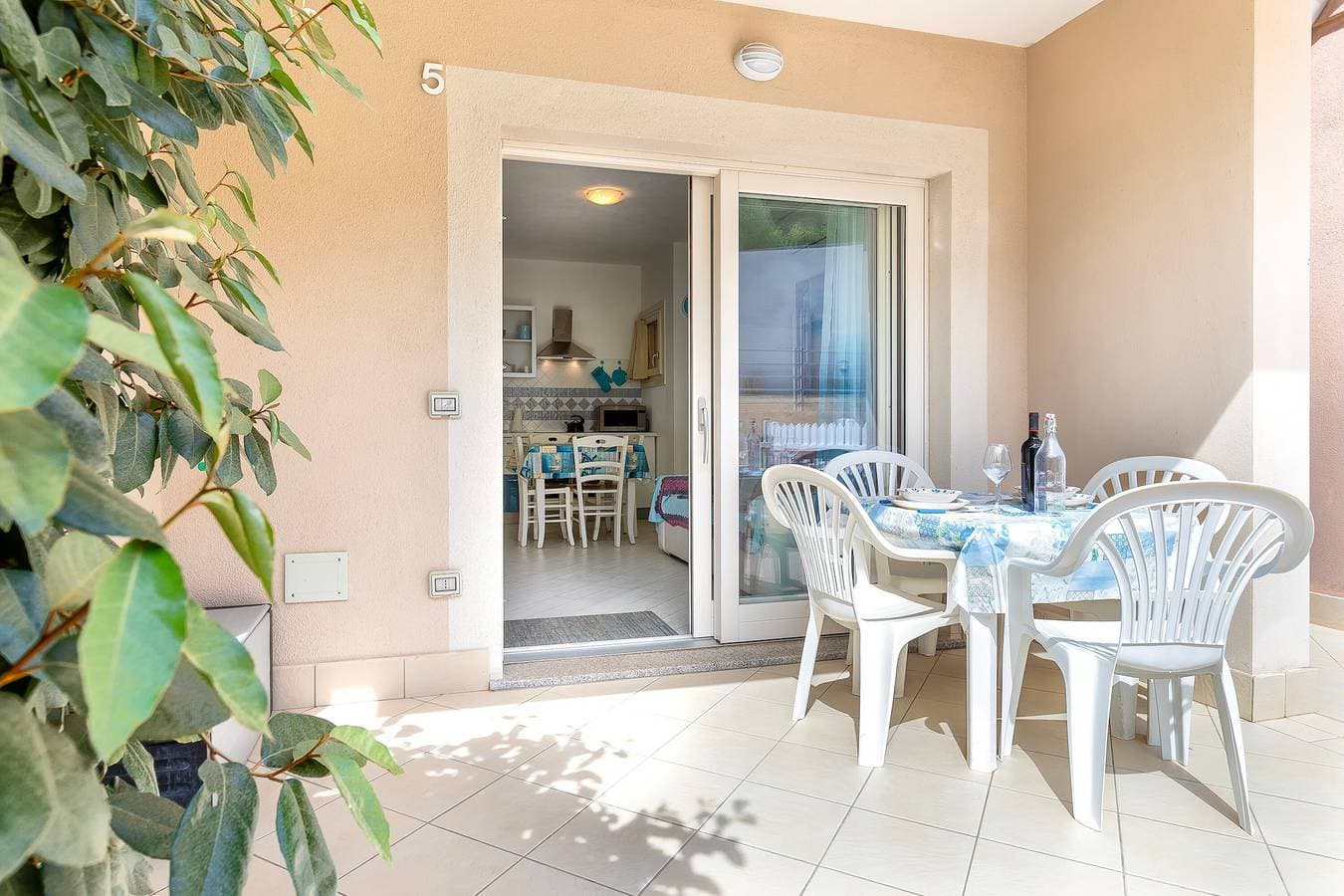Foto 3 von 28: Ferienhaus 'Romantica Casa Al Mare' mit Gemeinschaftspool, Wi-Fi und Klimaanlage