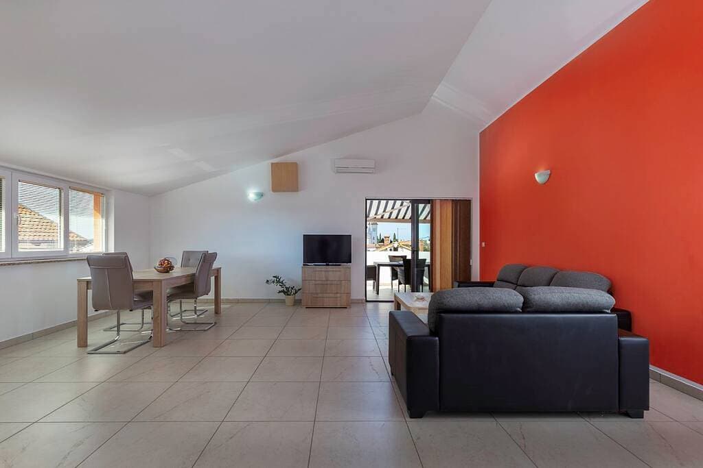 Foto 10 von 23: Ferienwohnung für 4 Personen mit Pool