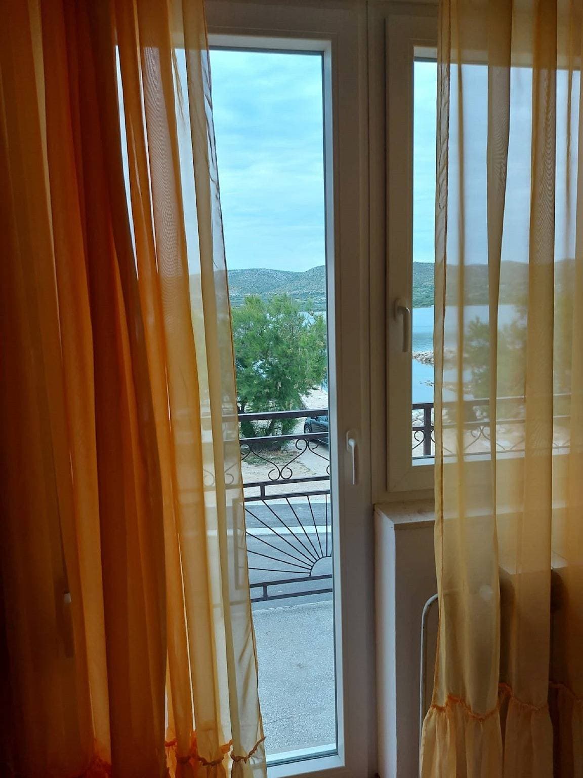 Foto 12 von 49: Ferienwohnung für 3 Personen mit Balkon