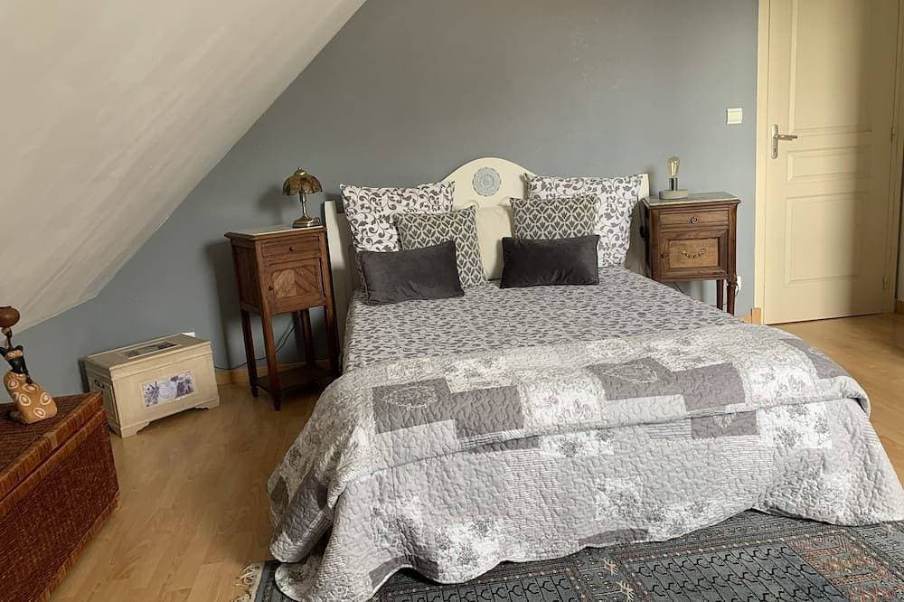 A guest room for rent (possibility of renting 2 rooms) 1