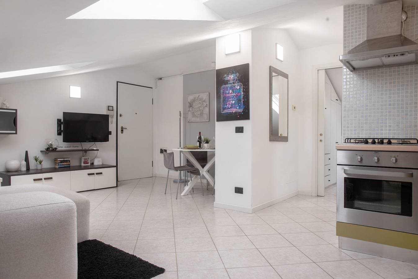 Foto 8 von 25: Ferienwohnung 'Massimo - Verbania Intra' mit WLAN und Klimaanlage