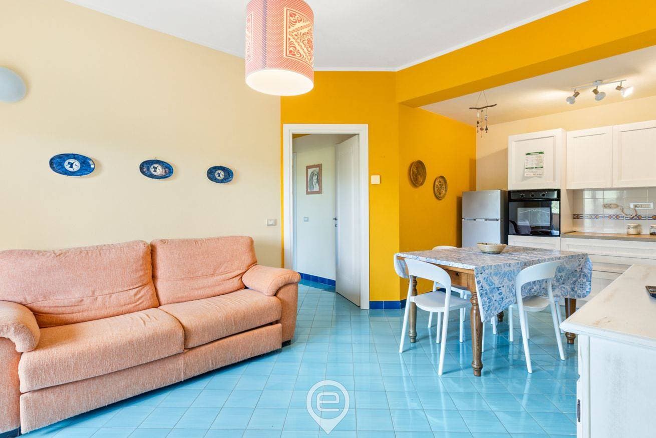 Foto 7 von 41: Ferienwohnung für 4 Personen mit Balkon/Terrasse