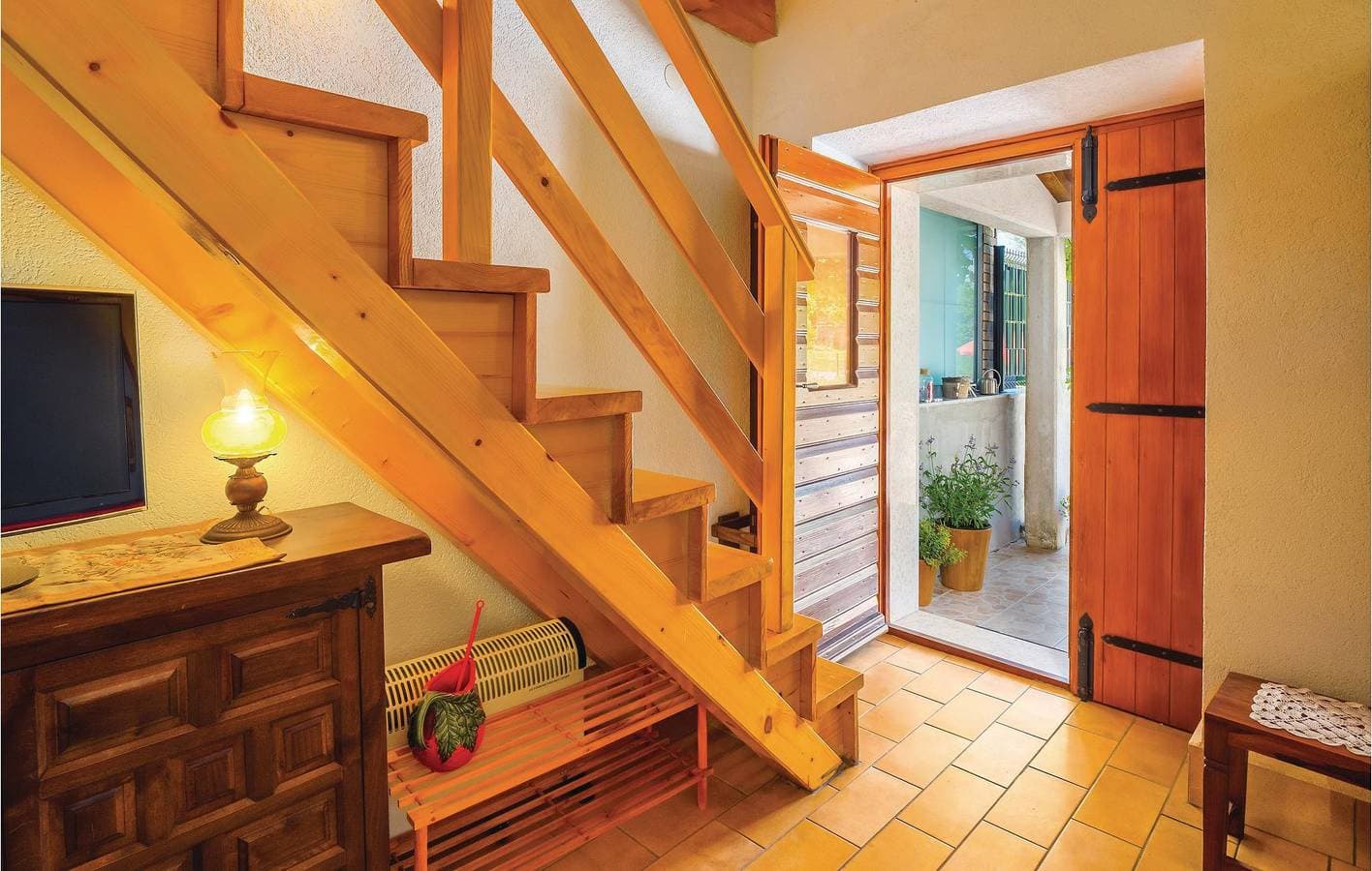 Foto 11 von 29: Gemütliche Ferienwohnung mit WLAN, Klimaanlage, Terrasse und Parkplatz