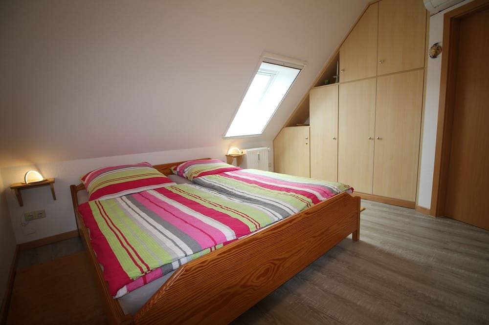 Foto 3 von 25: \"Schwalbennest\" moderne, klimatisierte Ferienwohnung, nah bei  Plau am See.