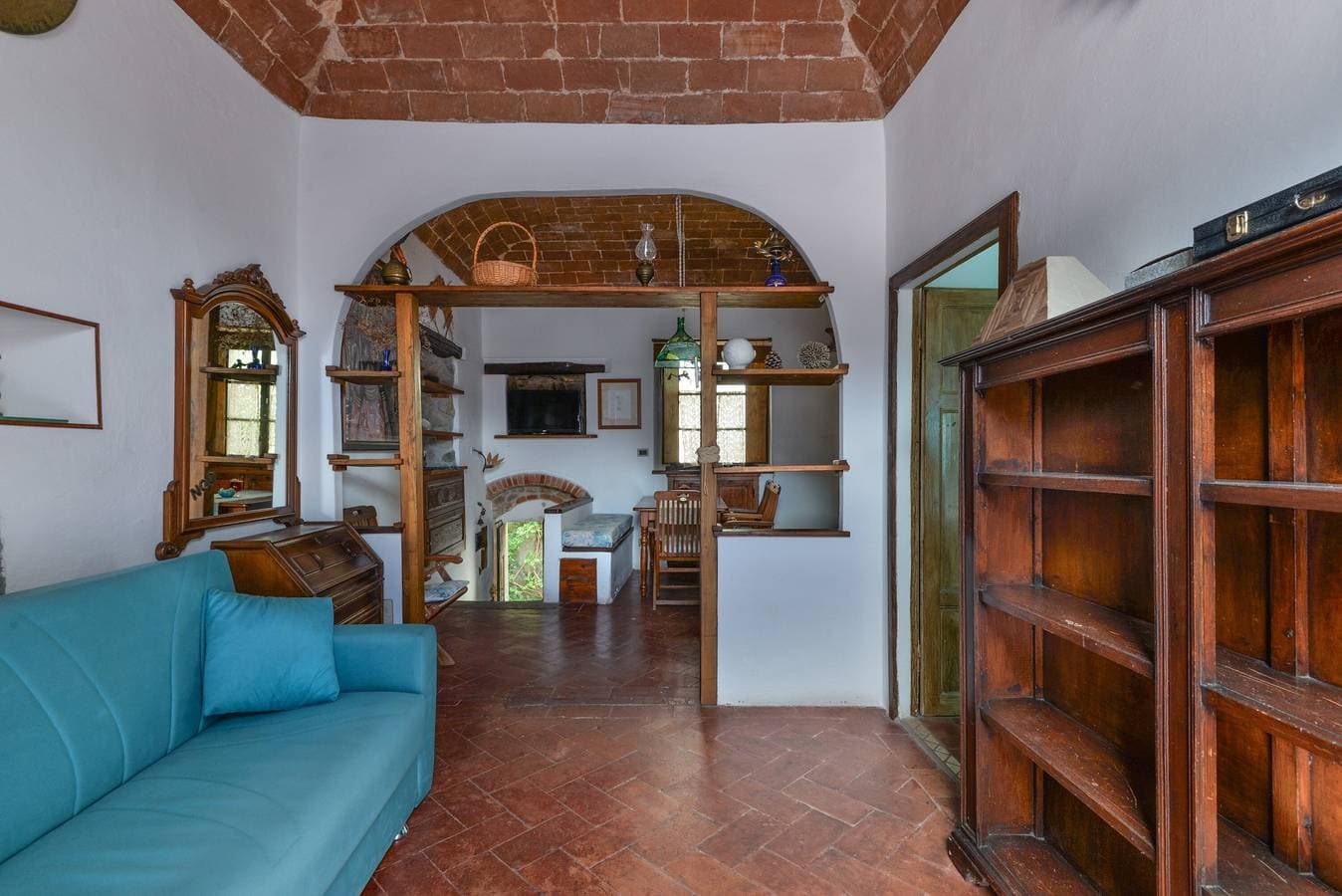 Foto 5 von 22: Apartment 'Nadine – Zweizimmerwohnung im Zentrum' mit Balkon und Klimaanlage
