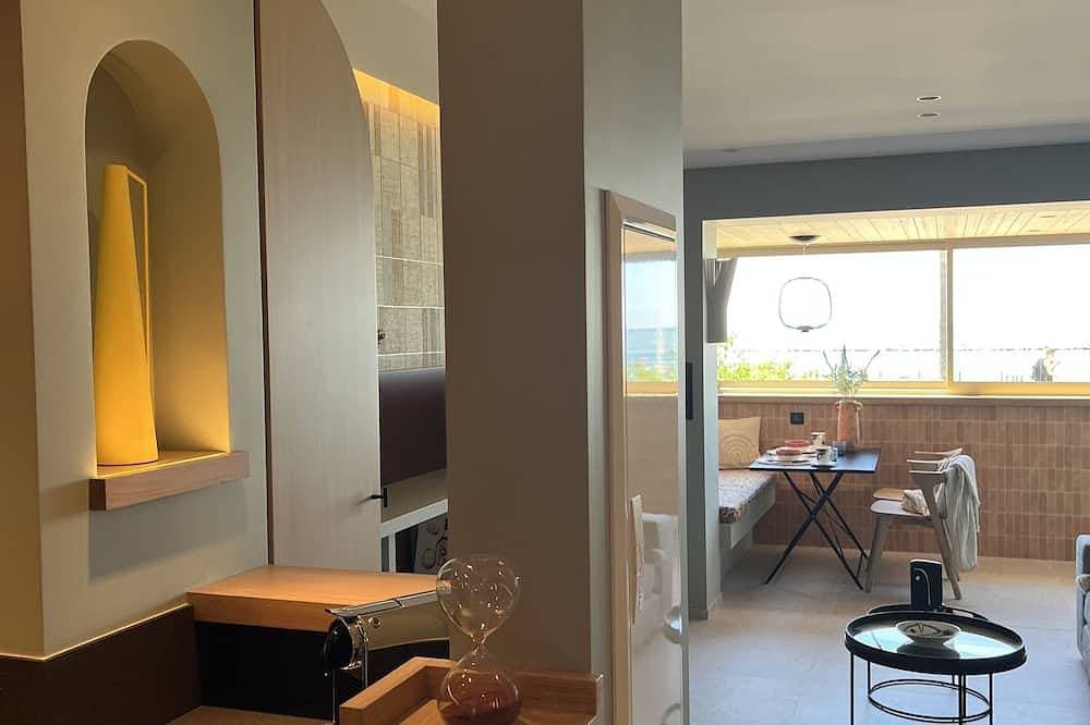 Foto 13 von 30: Luxurious Waterfront Apartment Cote D'Azur