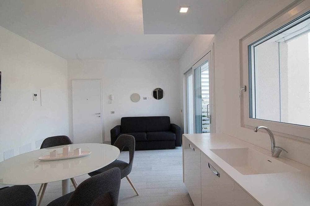 Foto 10 von 30: Residence Fontana di Trevi - neu, modern, Pool