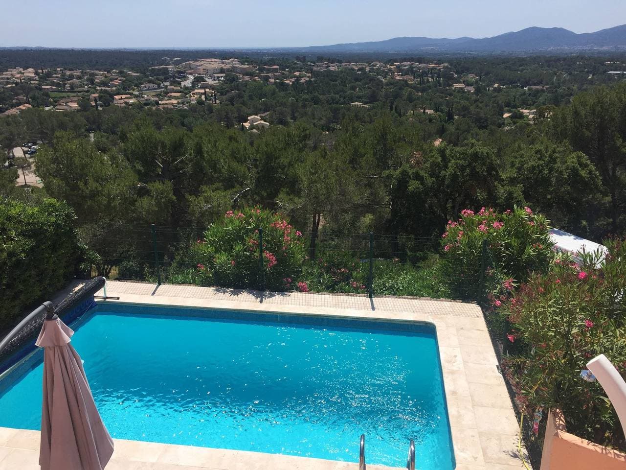Foto 11 von 57: Kleine Villa an der Cote d´Azur