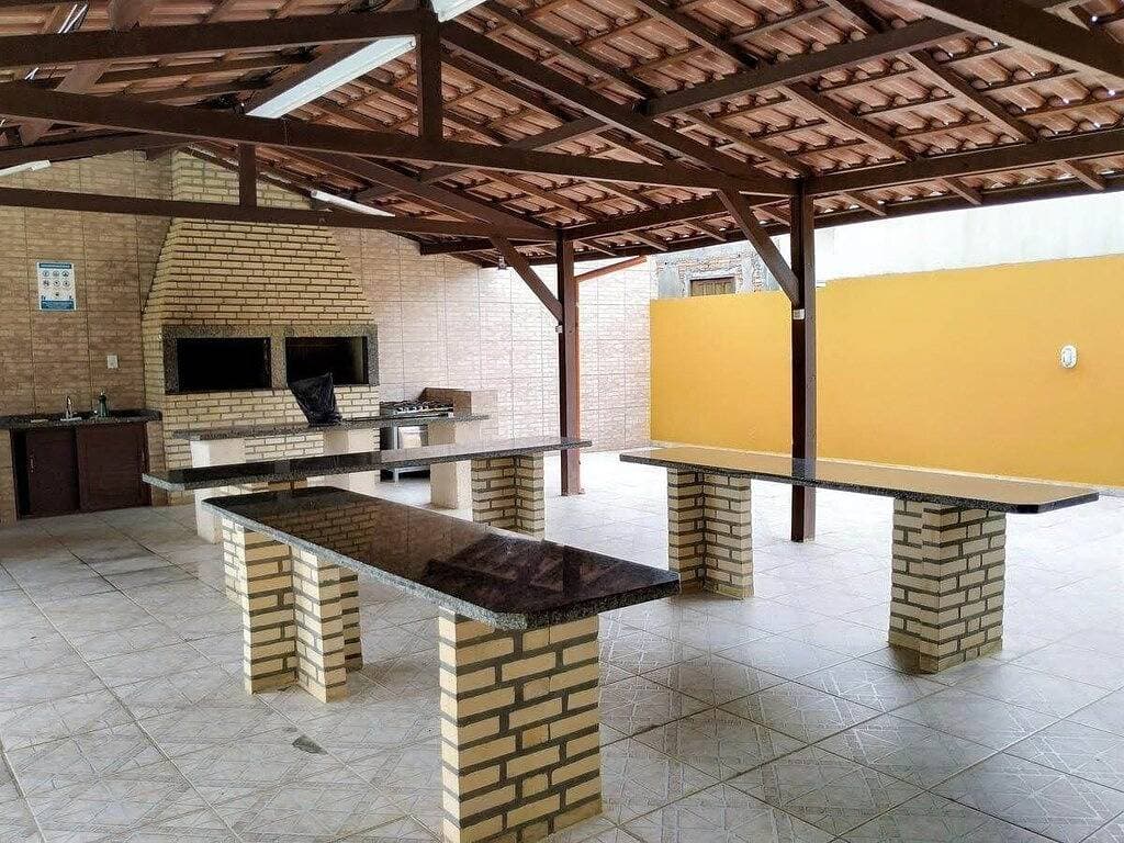 Foto 12 von 24: Cozy Chalet in a Family-Friendly Condominium with Pool on the Beach