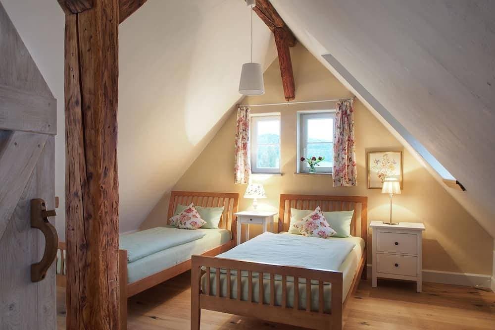 Foto 4 von 30: Maisonette Ferienwohnung Seeblick 200m zum See