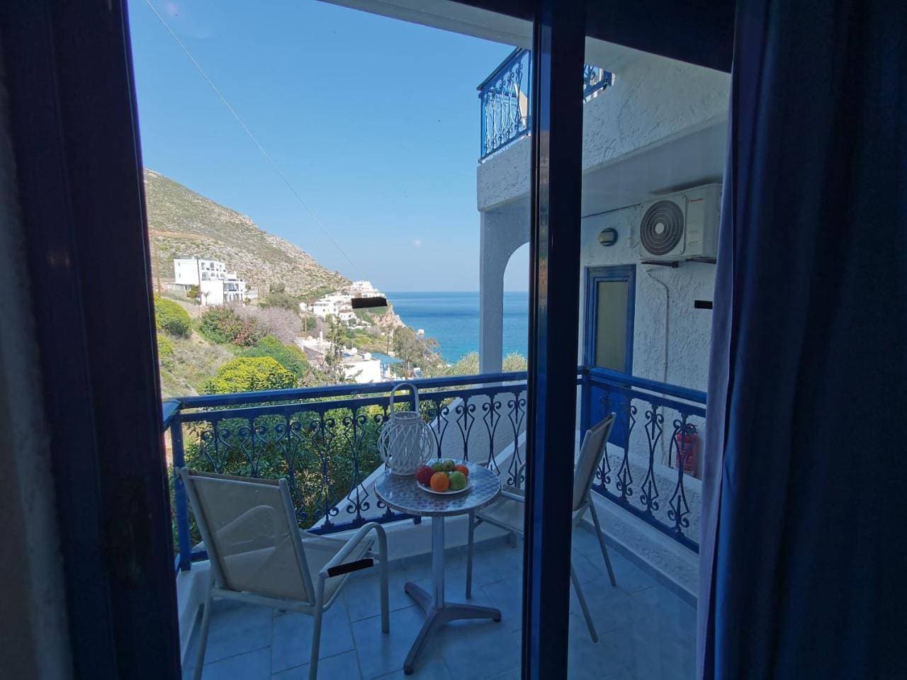Foto 10 von 16: Studio with Side Sea View