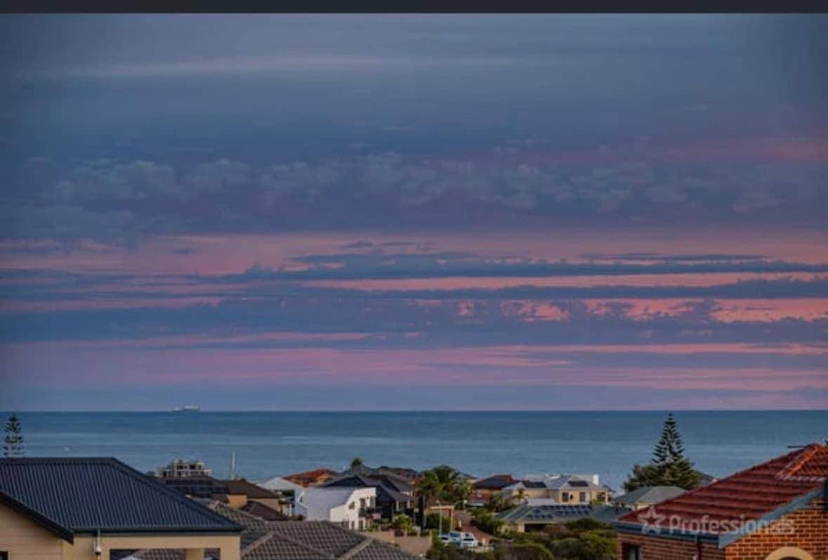 Seaview studio 1
