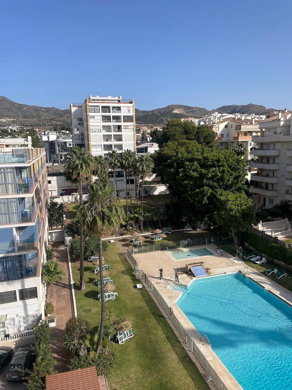 Foto 2 von 12: Ferienwohnung 'Marina View Benalmadena' mit Meerblick, Gemeinschaftspool & Klimaanlage