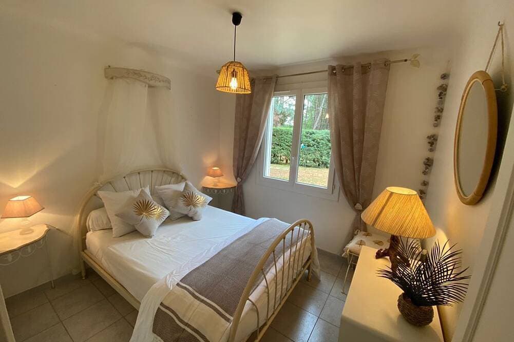 Foto 3 von 25: Ferienhaus mit Pool in Roussillon