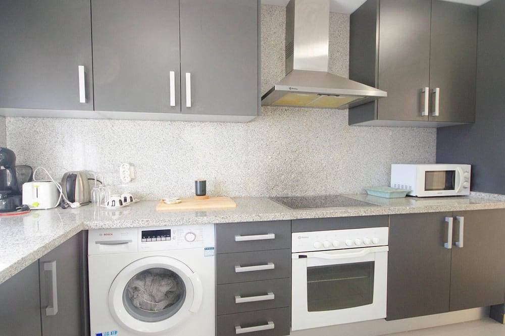 Foto 12 von 22: Luxuswohnung in Estepona mit Terrasse und Parkplatz