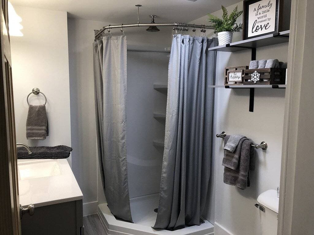 Foto 12 von 17: 3bed -1 bathApartment in town mins to Umf or Hospital
