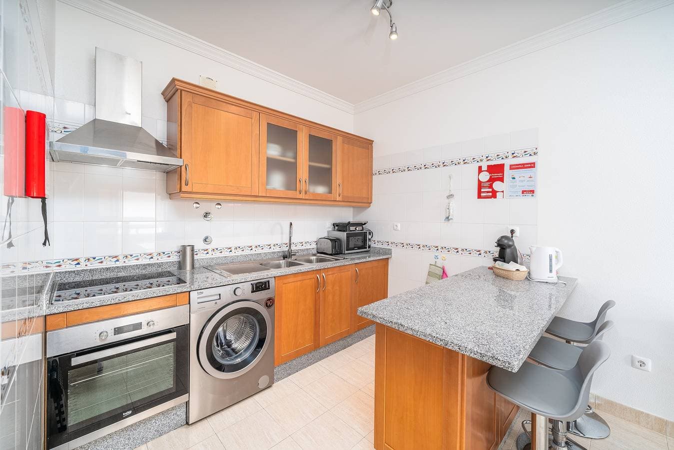 Foto 7 von 25: Ferienhaus 'Pikachu House' mit Meerblick, WLAN und Klimaanlage