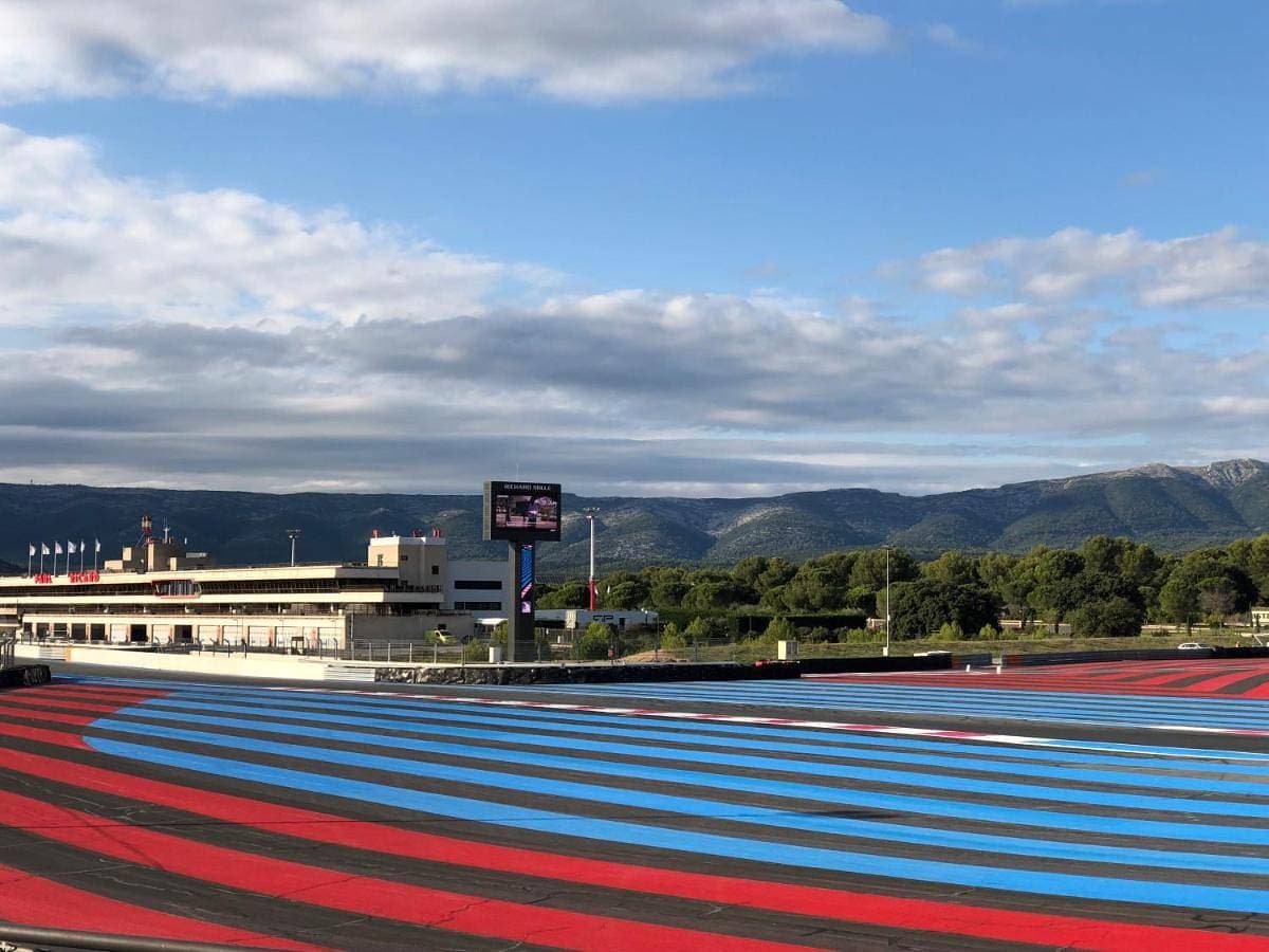 Duplex à 5mn du Circuit 1