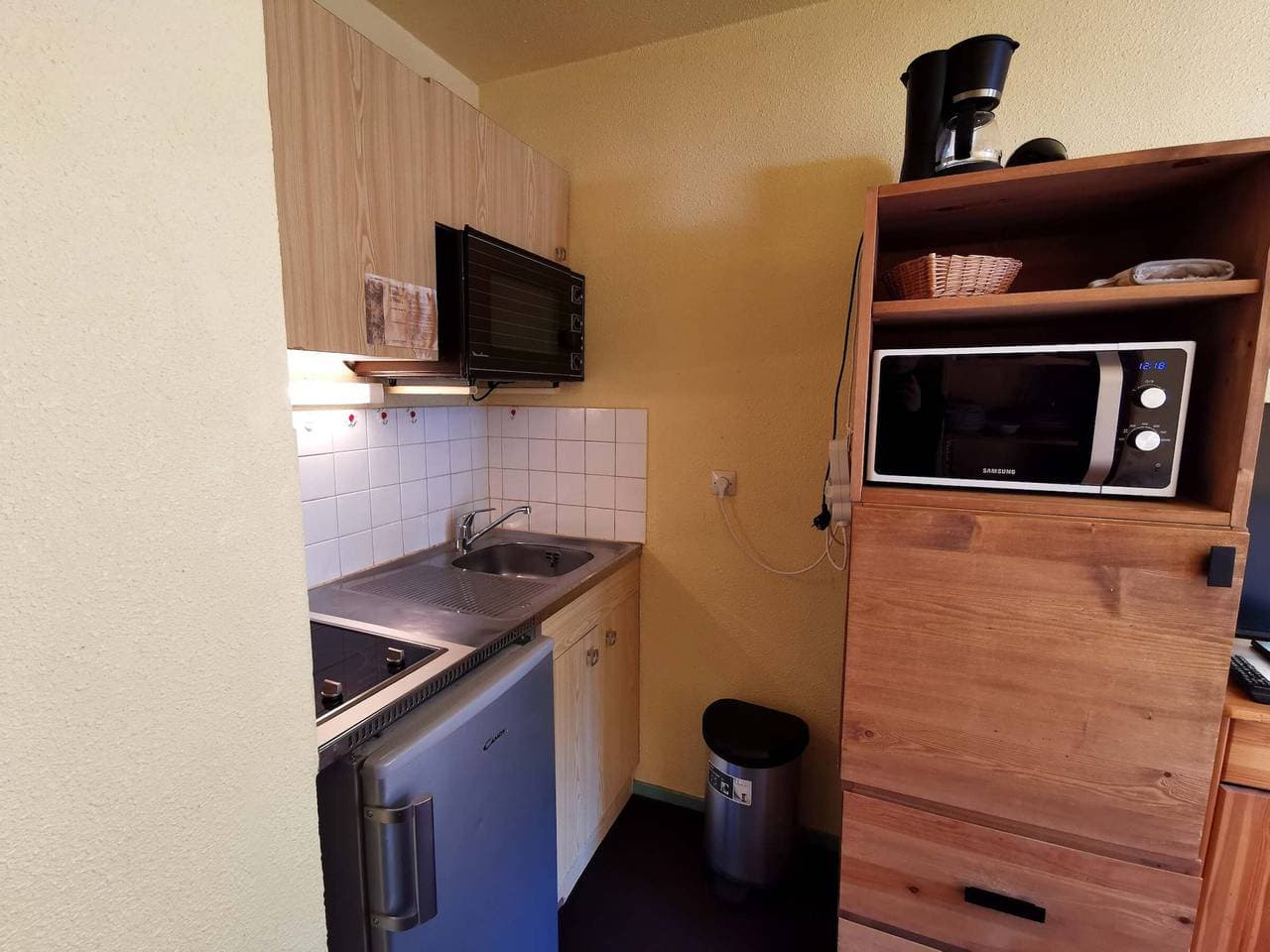 Foto 5 von 11: Studio an den Pisten mit Balkon und TV