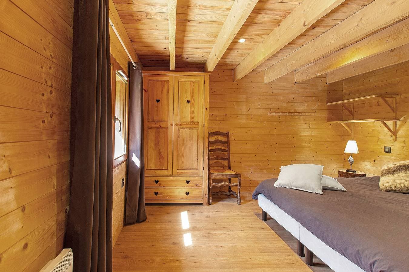 Foto 12 von 39: Ferienwohnung "Gite L'Esquirol" mit Bergblick, Gemeinschaftsgarten und WLAN