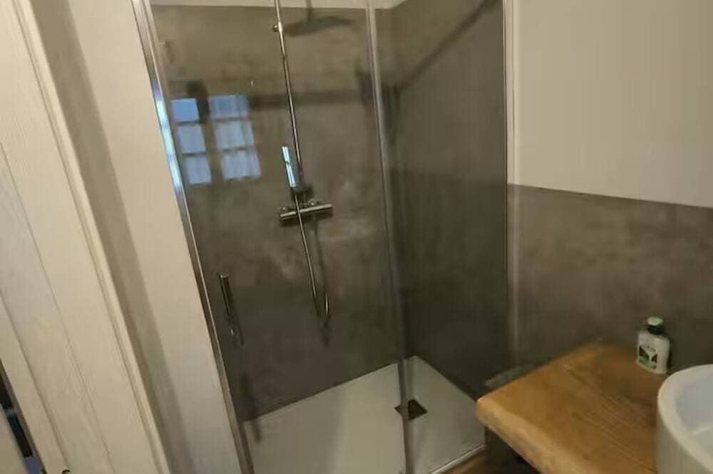 Foto 6 von 19: Cà Tinola, Apartment with Jacuzzi