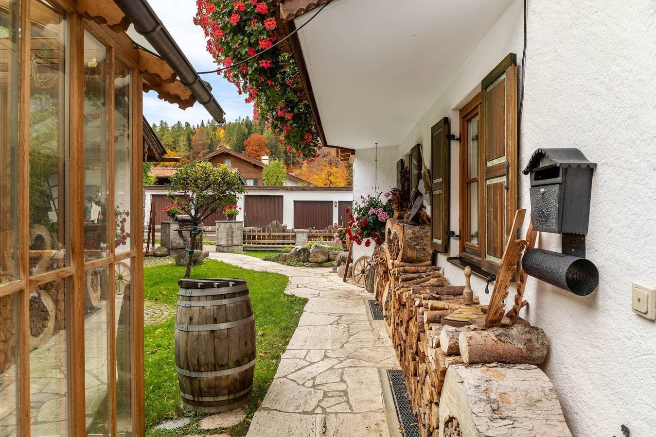 Foto 8 von 27: Studio 'Burgberg' mit Bergblick, Balkon und Wi-Fi