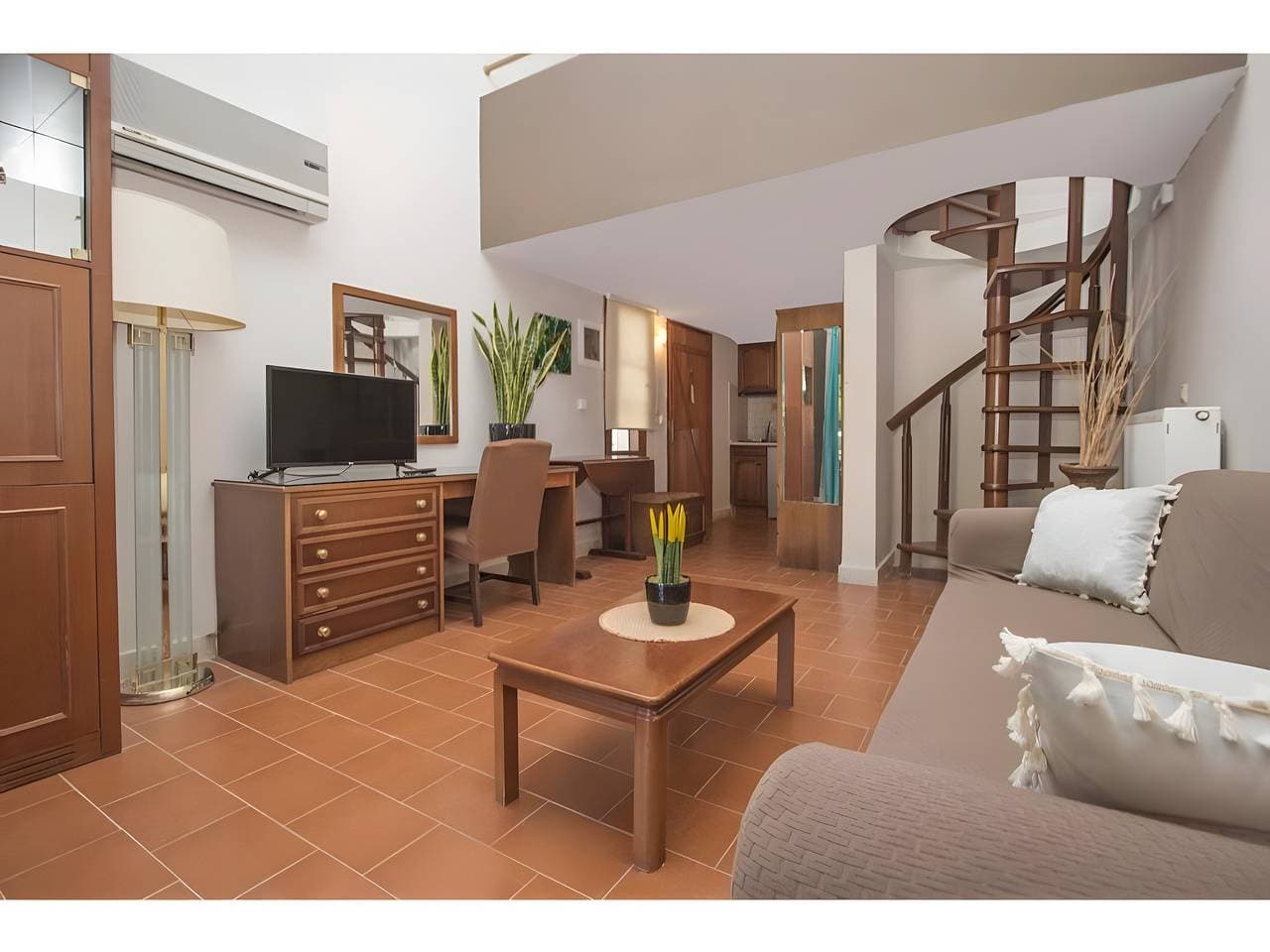 Foto 4 von 20: Apartment 'Corfu Club Maisonette 3' mit Gemeinschaftspool, WLAN und Klimaanlage