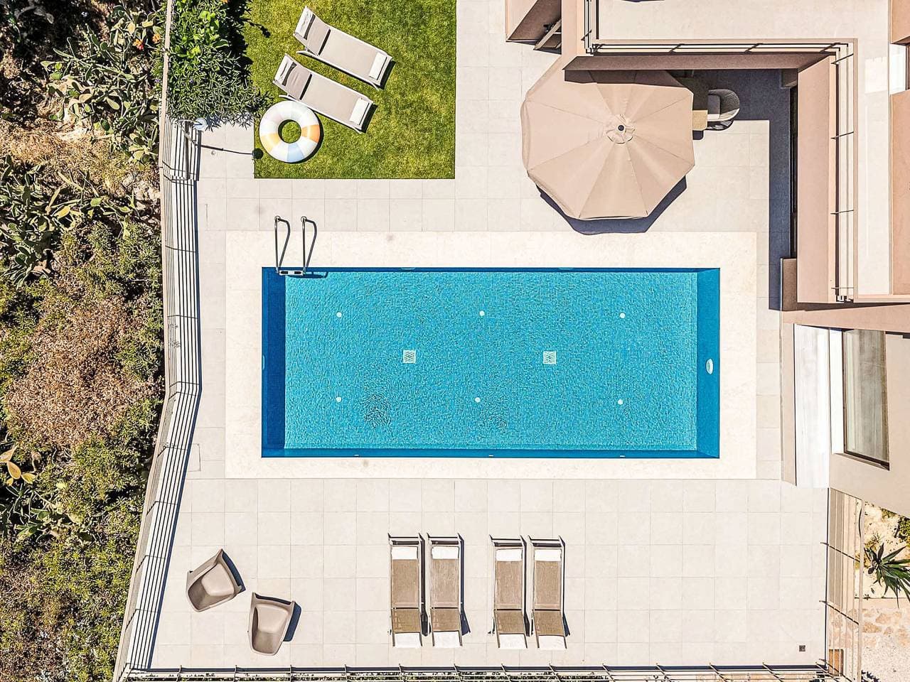 Foto 7 von 60: Villa Alya I "Beheizter" Pool, Luxus und Meerblick