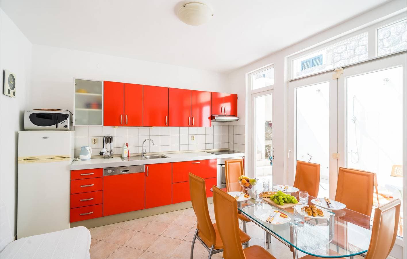 Foto 8 von 41: Gemütliche 1-Zimmer-Wohnung mit Terrasse, WLAN und Parkplatz in der Nähe des Stadtzentrums von Slano