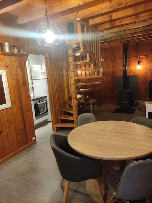 Foto 3 von 29: Three-Bedroom Chalet