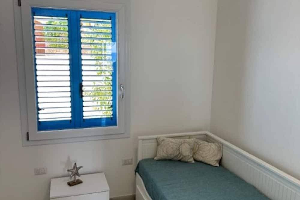 Foto 12 von 18: Villa Tramonto : Wohnung im Erdgeschoss mit direktem Meerblick