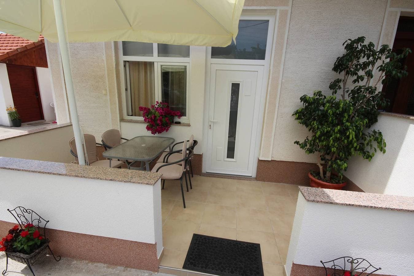 Familienapartment Mirela Borik 1